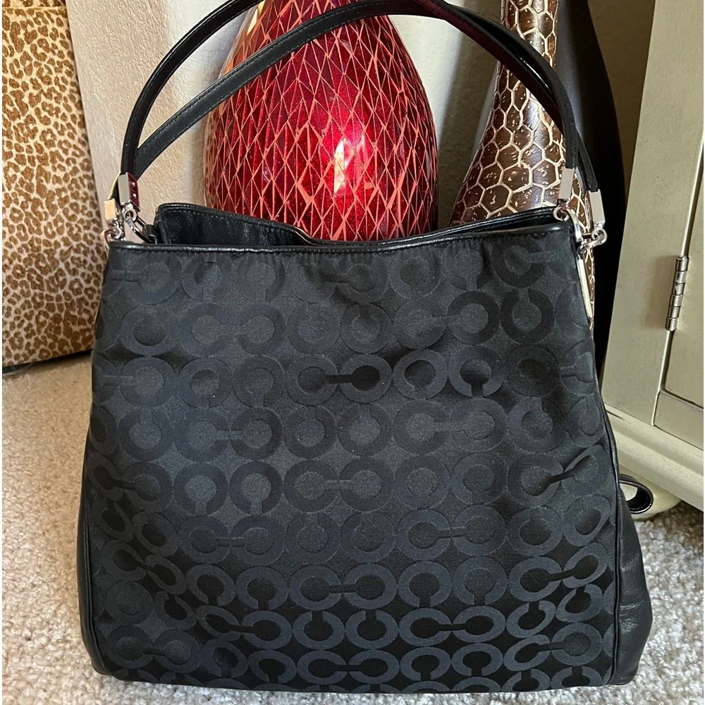 Coach Tote - Picture 4 of 10